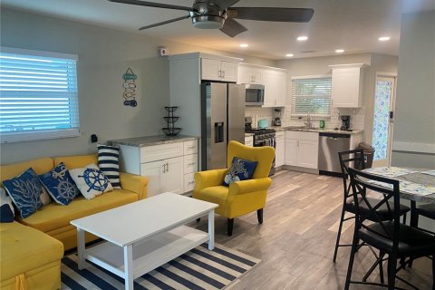 Villa ou maison à vendre à New Port Richey, Floride: 2 chambres, 73.02 m2 № 1626191 - photo 5