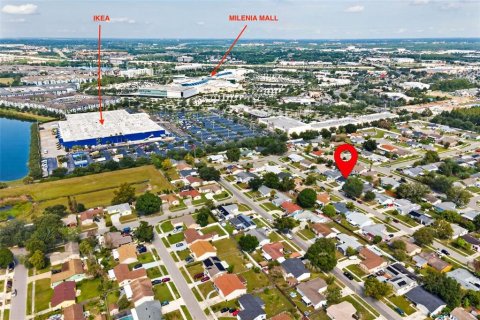 House in Orlando, Florida 3 bedrooms, 102.19 sq.m. № 2321131 - photo 30