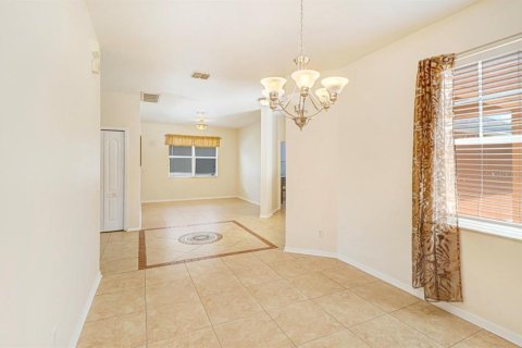 Casa en venta en Tampa, Florida, 4 dormitorios, 227.98 m2 № 2312569 - foto 14