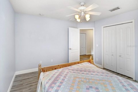 Casa en venta en Tampa, Florida, 4 dormitorios, 227.98 m2 № 2312569 - foto 30