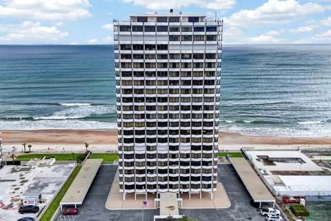 Кондоминиум с 7 комнатами в Дейтона-Бич, Флорида № 2099888