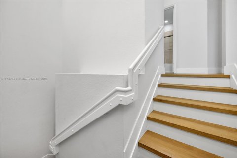 Townhouse in Davie, Florida 3 bedrooms, 133.59 sq.m. № 1985349 - photo 17