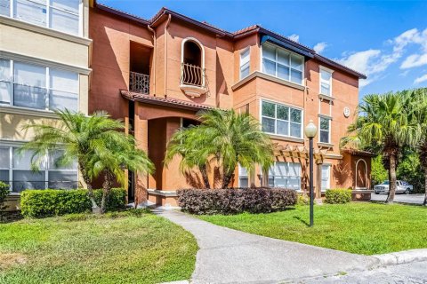 Condominio en venta en Orlando, Florida, 2 dormitorios, 91.79 m2 № 1652488 - foto 5
