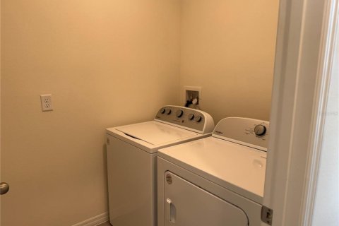 Touwnhouse à louer à Davenport, Floride: 4 chambres, 151.71 m2 № 1914612 - photo 13