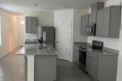 Touwnhouse à louer à Davenport, Floride: 4 chambres, 151.71 m2 № 1914612 - photo 4