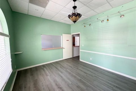 Immobilier commercial à louer à Venice, Floride: 99.03 m2 № 2388524 - photo 3