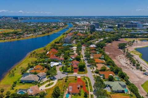 Casa en venta en West Palm Beach, Florida, 3 dormitorios, 248.33 m2 № 1146208 - foto 1
