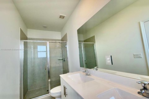 Купить виллу или дом в Хомстед, Флорида 3 спальни, 164.62м2, № 1955831 - фото 20