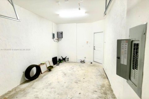 Купить виллу или дом в Хомстед, Флорида 3 спальни, 164.62м2, № 1955831 - фото 11