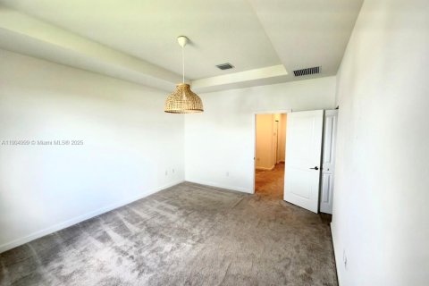 Купить виллу или дом в Хомстед, Флорида 3 спальни, 164.62м2, № 1955831 - фото 21