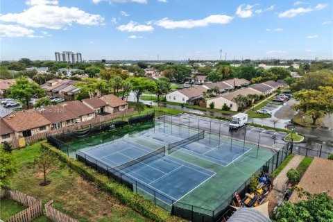 Снять в аренду виллу или дом в Дейви, Флорида 2 спальни, 73.76м2, № 2049736 - фото 21