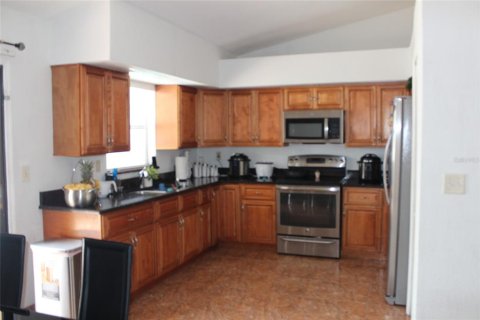 House in Kissimmee, Florida 3 bedrooms, 132.11 sq.m. № 1608646 - photo 29