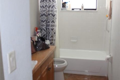 House in Kissimmee, Florida 3 bedrooms, 132.11 sq.m. № 1608646 - photo 22