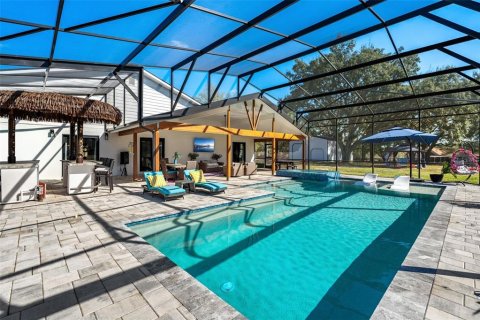 House in Winter Garden, Florida 6 bedrooms, 337.14 sq.m. № 2195879 - photo 30