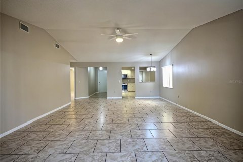 Villa ou maison à vendre à Winter Haven, Floride: 3 chambres, 151.62 m2 № 2431743 - photo 7