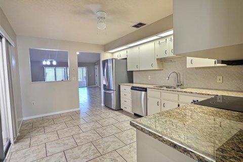 Villa ou maison à vendre à Winter Haven, Floride: 3 chambres, 151.62 m2 № 2431743 - photo 3