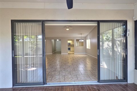 Villa ou maison à vendre à Winter Haven, Floride: 3 chambres, 151.62 m2 № 2431743 - photo 8