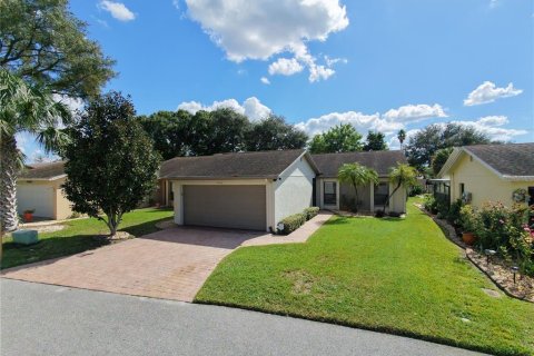 Villa ou maison à vendre à Winter Haven, Floride: 3 chambres, 151.62 m2 № 2431743 - photo 2