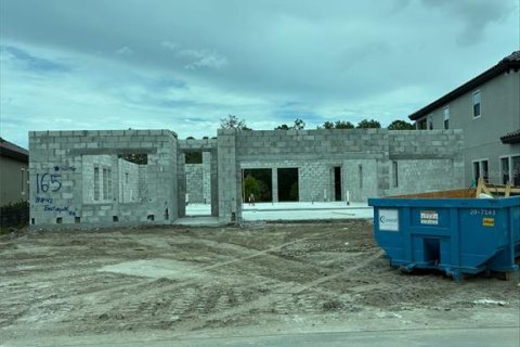 House in Parrish, Florida 4 bedrooms, 235.51 sq.m. № 2112860 - photo 2