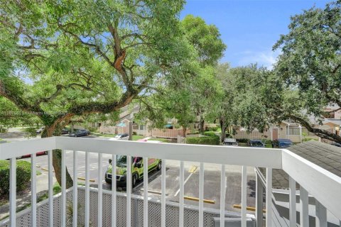 Купить таунхаус в Норт-Лодердейл, Флорида 3 спальни, 124.12м2, № 1955946 - фото 30