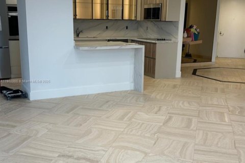 Condo in Aventura, Florida, 3 bedrooms  № 1953735 - photo 10