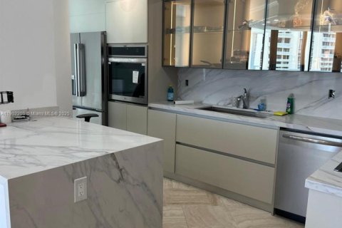 Condo in Aventura, Florida, 3 bedrooms  № 1953735 - photo 8