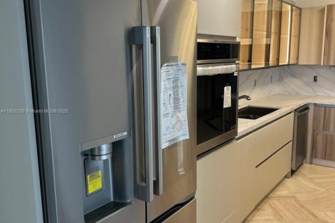 Condo in Aventura, Florida, 3 bedrooms  № 1953735 - photo 11