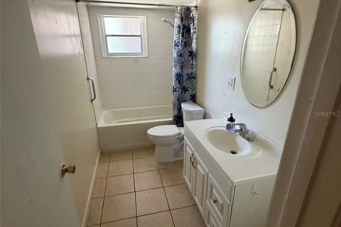 House in Pinellas Park, Florida 3 bedrooms, 90.3 sq.m. № 2239340 - photo 5
