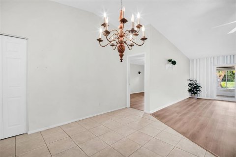 Villa ou maison à vendre à Palm Harbor, Floride: 2 chambres, 123.75 m2 № 1836992 - photo 12