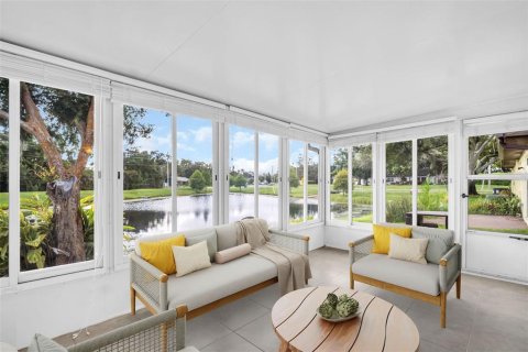 Villa ou maison à vendre à Palm Harbor, Floride: 2 chambres, 123.75 m2 № 1836992 - photo 8