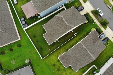 Villa ou maison à vendre à Kissimmee, Floride: 3 chambres, 183.02 m2 № 1793513 - photo 2