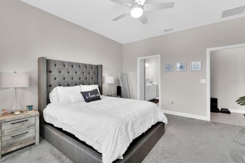 Villa ou maison à vendre à Kissimmee, Floride: 3 chambres, 183.02 m2 № 1793513 - photo 14