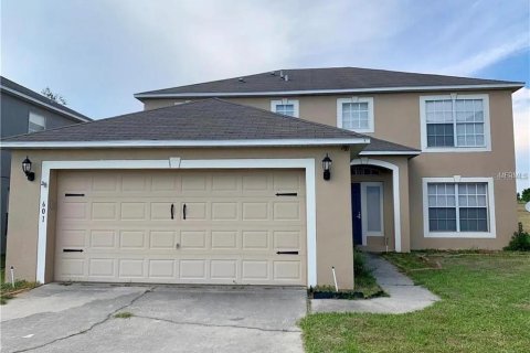 House in Davenport, Florida 4 bedrooms, 207.36 sq.m. № 2283884