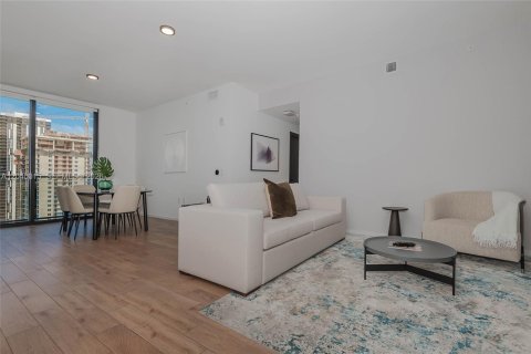 Condominio en alquiler en Miami, Florida, 3 dormitorios, 213.77 m2 № 2086187 - foto 30