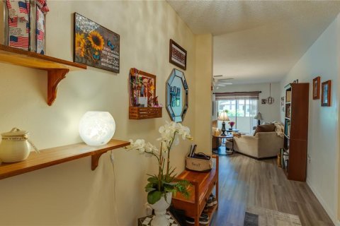 Купить кондоминиум в Ларго, Флорида 5 комнат, 102.66м2, № 2095854 - фото 5