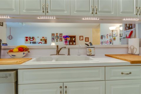 Купить кондоминиум в Ларго, Флорида 5 комнат, 102.66м2, № 2095854 - фото 22
