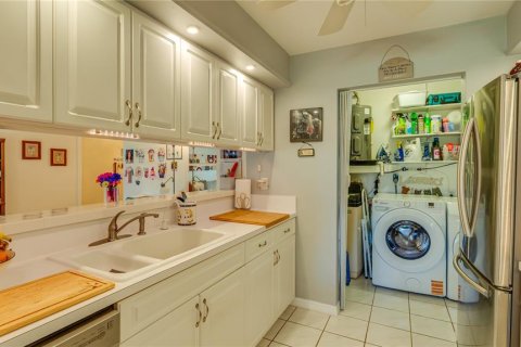 Купить кондоминиум в Ларго, Флорида 5 комнат, 102.66м2, № 2095854 - фото 24