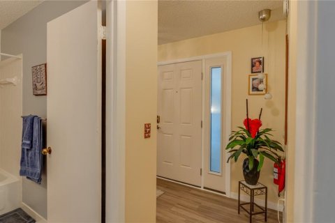 Купить кондоминиум в Ларго, Флорида 5 комнат, 102.66м2, № 2095854 - фото 27