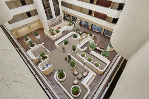 Copropriété à vendre à Coral Gables, Floride: 2 chambres, 104.89 m2 № 1990458 - photo 6