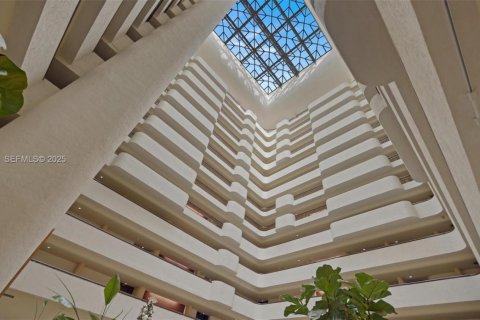 Copropriété à vendre à Coral Gables, Floride: 2 chambres, 104.89 m2 № 1990458 - photo 5