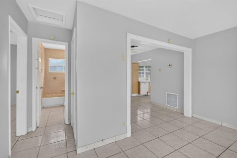 Villa ou maison à louer à Oakland Park, Floride: 2 chambres, 81.38 m2 № 2383023 - photo 16