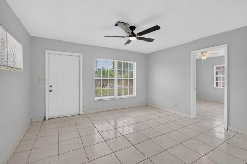Villa ou maison à louer à Oakland Park, Floride: 2 chambres, 81.38 m2 № 2383023 - photo 9