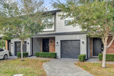 Townhouse in Kissimmee, Florida 4 bedrooms, 162.76 sq.m. № 1732823 - photo 1