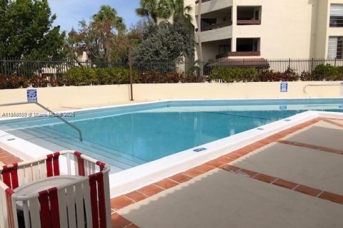 Condo in Miami, Florida, 3 bedrooms  № 1921299 - photo 23
