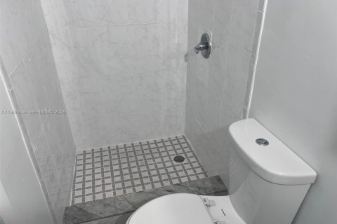 Купить виллу или дом в Майами, Флорида 4 спальни, 184.13м2, № 2050746 - фото 18