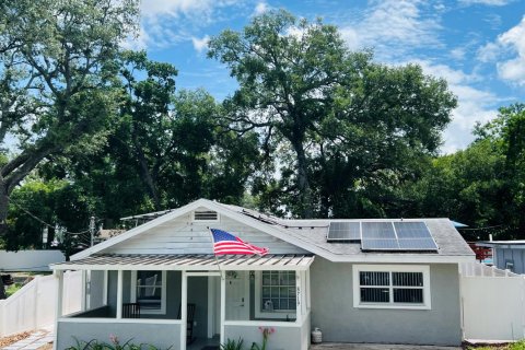 Casa en venta en Tampa, Florida, 4 dormitorios, 117.06 m2 № 2077593 - foto 2