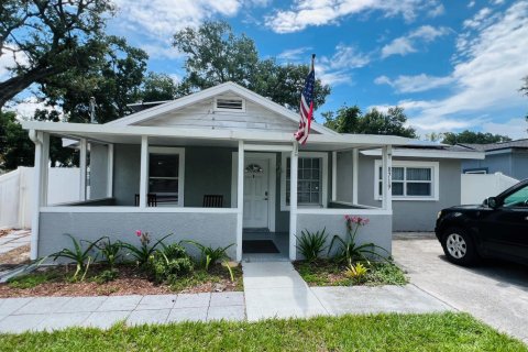 Casa en Tampa, Florida 4 dormitorios, 117.06 m2 № 2077593
