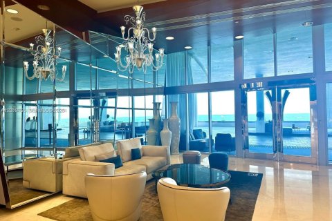 Condo in Sunny Isles Beach, Florida, 1 bedroom  № 2076639 - photo 11