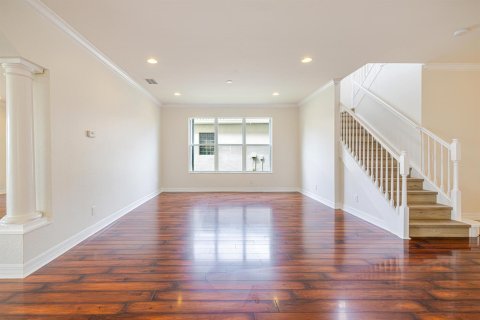 House in Fort Myers, Florida 5 bedrooms, 339.93 sq.m. № 2389605 - photo 11