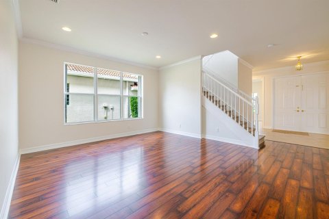 House in Fort Myers, Florida 5 bedrooms, 339.93 sq.m. № 2389605 - photo 12